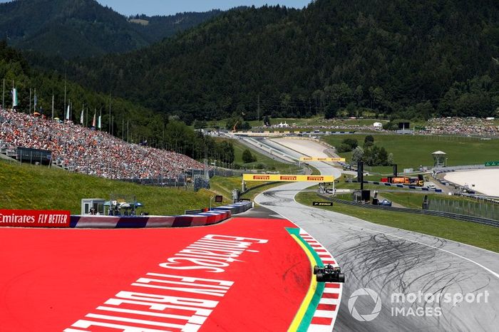 Daniel Ricciardo, Renault F1 Team R.S.19