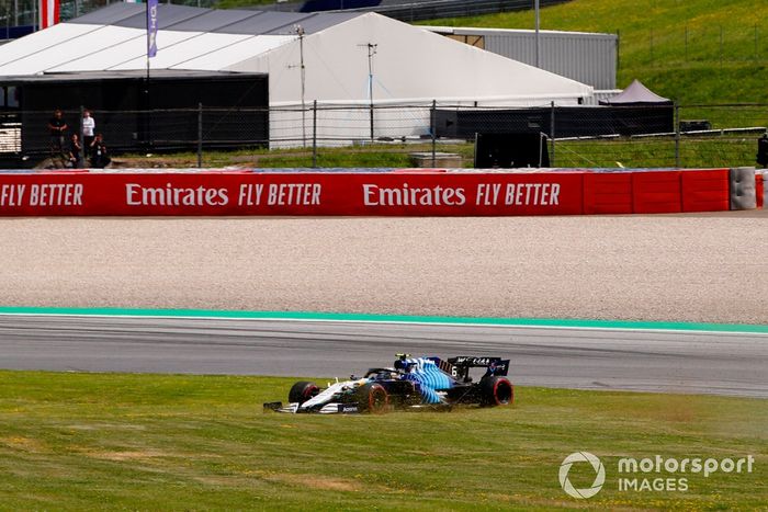 Nicholas Latifi, Williams FW43B hace un trompo