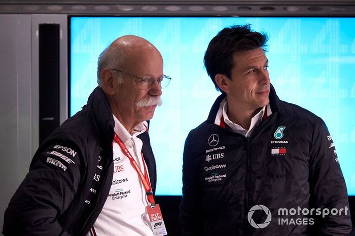 Dr Dieter Zetsche, CEO, Mercedes Benz y Toto Wolff, Mercedes AMG