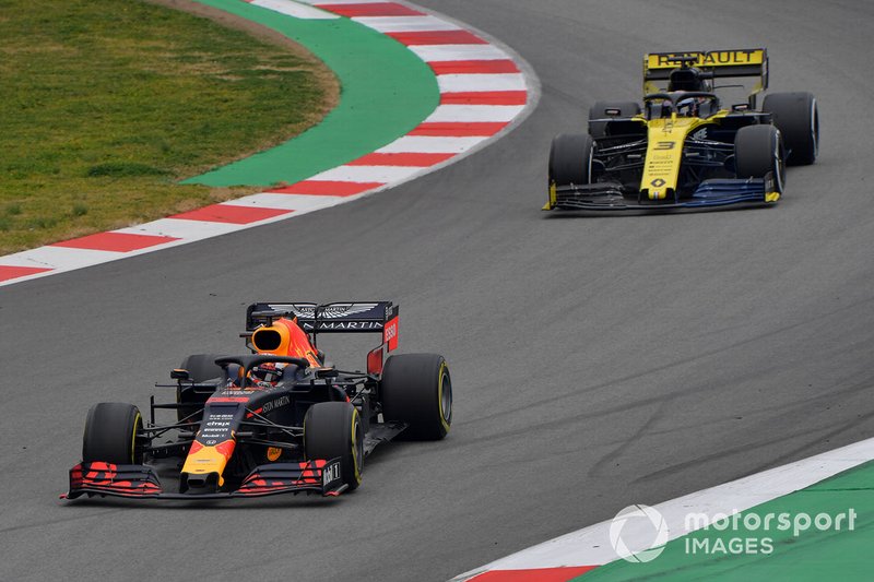 Max Verstappen, Red Bull Racing RB15 and Daniel Ricciardo, Renault F1 Team R.S. 19