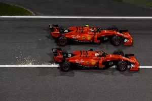 Charles Leclerc, Ferrari SF90 haalt Sebastian Vettel, Ferrari SF90 in