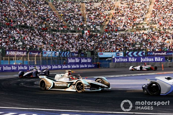 Mitch Evans, Panasonic Jaguar Racing, Jaguar I-Type 3 Sam Bird, Envision Virgin Racing, Audi e-tron FE05