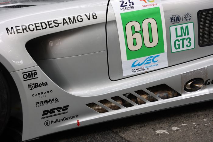 #60 Iron Lynx Mercedes-AMG LMGT3: Andrew Gilbert, Lorcan Hanafin, Fran Rueda