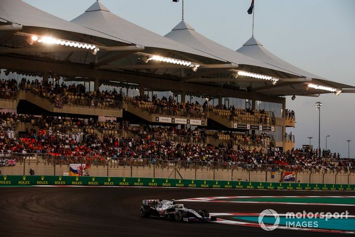 Mick Schumacher, Haas VF-21
