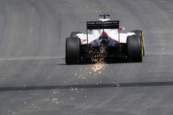 Funkenflug: Romain Grosjean, Haas F1 Team VF-16