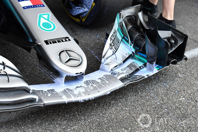 Mercedes-AMG F1 W09 ala delantera con parafina aerodinámica