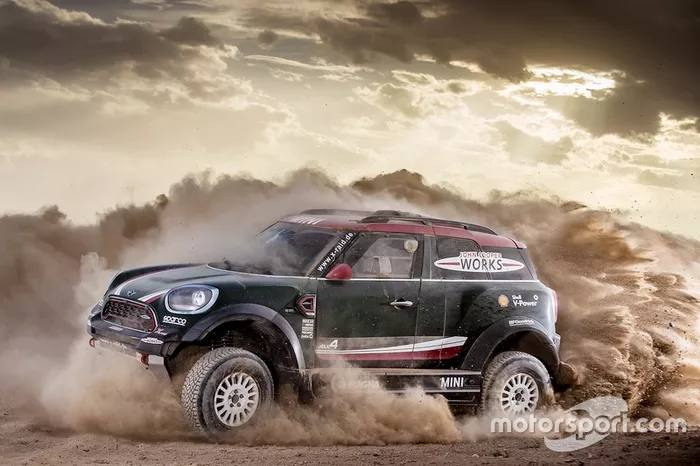 MINI John Cooper Works Rally