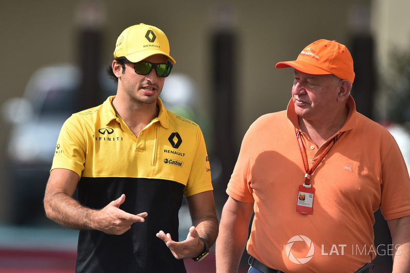 Carlos Sainz Jr., Renault Sport F1 Team and Dieter Rencken, Journalist