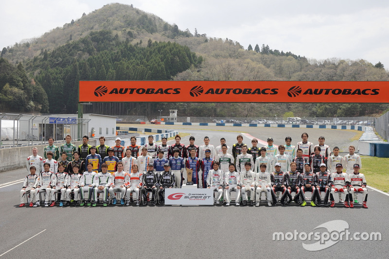 Lineup pembalap GT300
