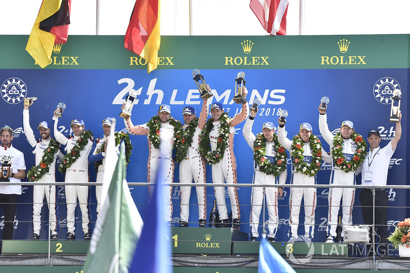 LMGTE Pro podium: winners Michael Christensen, Kevin Estre, Laurens Vanthoor, Porsche GT Team, second place Richard Lietz, Gianmaria Bruni, Frederic Makowiecki, Porsche GT Team, third place Joey Hand, Dirk Müller, Sébastien Bourdais, Ford Chip Ganassi Racing