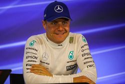 Valtteri Bottas, Mercedes AMG F1 en la conferencia de prensa de al FIA