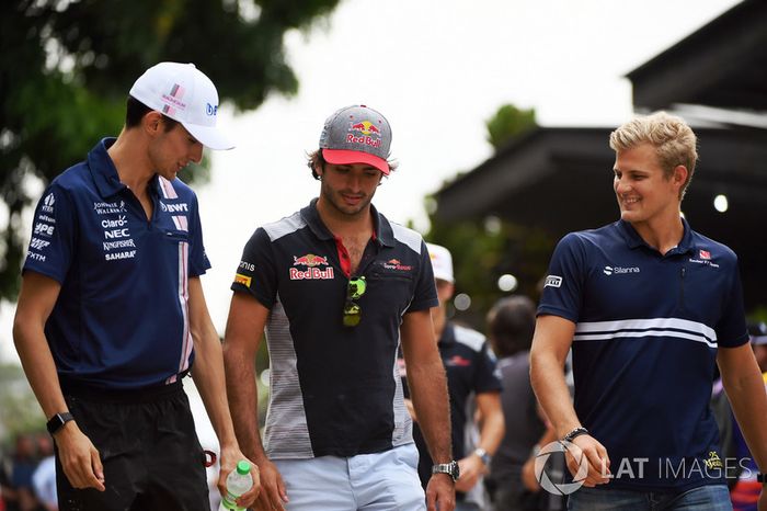 Esteban Ocon, Sahara Force India F1, Carlos Sainz Jr., Scuderia Toro Rosso y Marcus Ericsson, Sauber