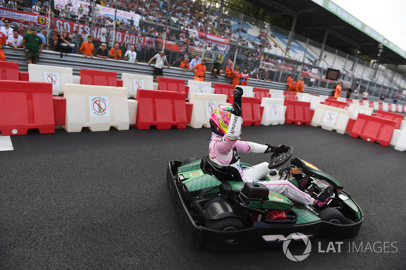 Sergio Perez, Sahara Force India celebrates