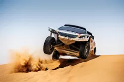 خالد القاسمي، بيجو 3008 دي كاي آر