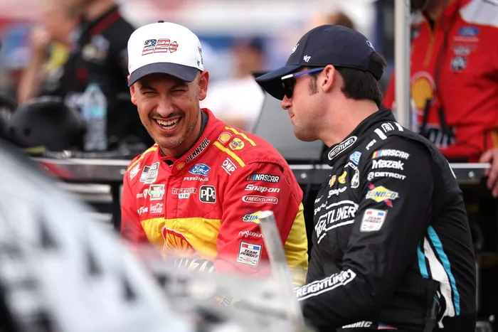 Joey Logano, Team Penske, Austin Cindric, Team Penske