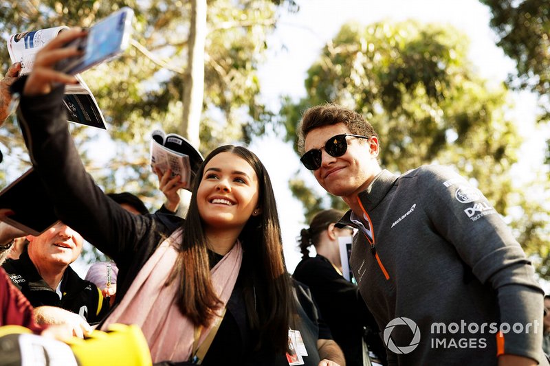 Lando Norris, McLaren signs autographs for fans