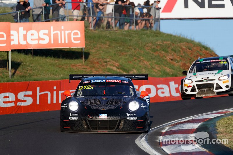 #912 EBM Porsche 911 GT3-R: Dirk Werner, Dennis Olsen, Matt Campbell