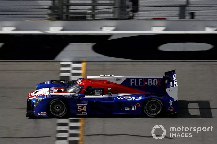 #54 CORE autosport Nissan DPi, DPi: Jonathan Bennett, Colin Braun, Romain Dumas, Loic Duval