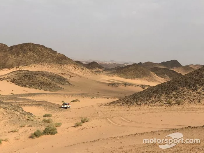 Etapa 10 (15 de janeiro): de Haradh a Shubaytah (608 km, sendo 534 cronometrados)