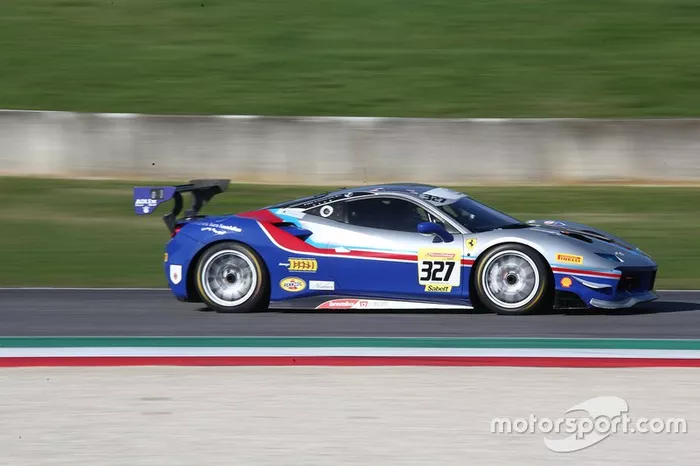 #327 Ferrari 488 Challenge, Ferrari of Beverly Hills: Lisa Clark