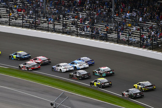 Regan Smith, Leavine Family Racing, Chevrolet Camaro WRL General Contractors