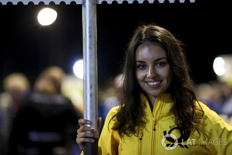 Grid girl