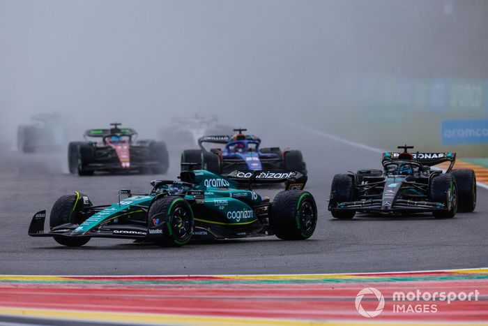 Lance Stroll, Aston Martin AMR23, George Russell, Mercedes F1 W14, Alex Albon, Williams FW45