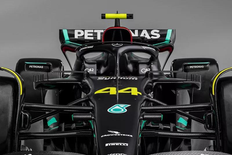 Mercedes W14 detail