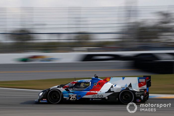 #25 BMW M Team RLL BMW M Hybrid V8: Connor De Phillippi, Nick Yelloly, Sheldon van der Linde, Colton Herta