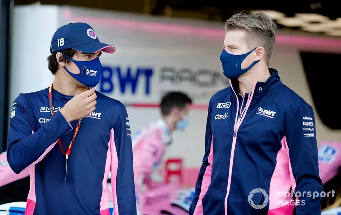 Lance Stroll, Racing Point y Nico Hulkenberg, Racing Point con los medios