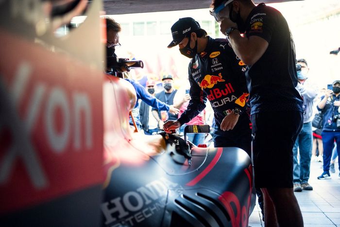 Sergio Pérez, Red Bull Racing RB16B