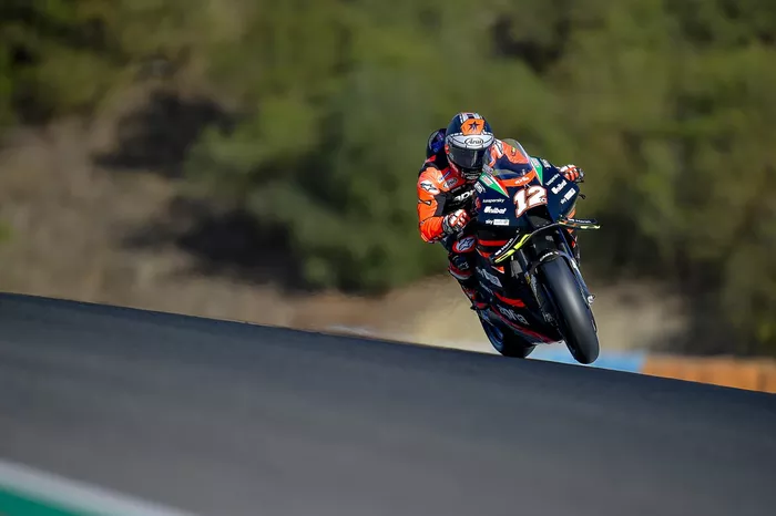 Maverick Vinales, Aprilia Racing Team