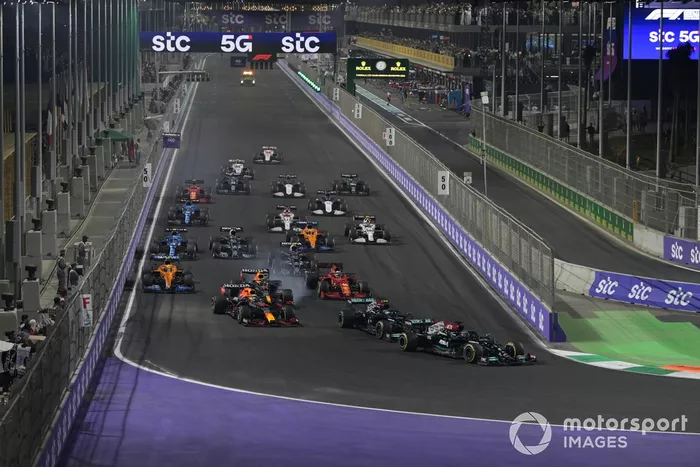 Lewis Hamilton, Mercedes W12, Valtteri Bottas, Mercedes W12, Max Verstappen, Red Bull Racing RB16B, Sergio Perez, Red Bull Racing RB16B, Charles Leclerc, Ferrari SF21