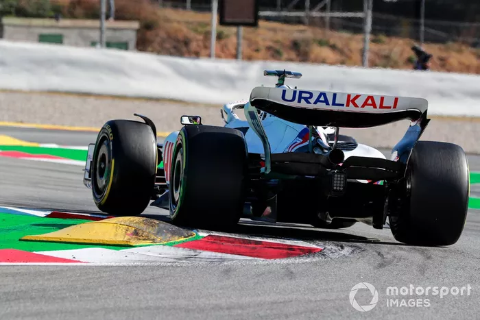 Mick Schumacher, Haas VF-22