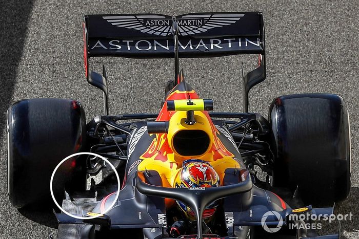 Detalle del fondo plano del coche de Alex Albon, Red Bull Racing RB16 
