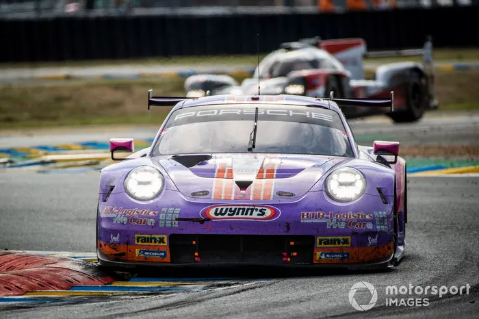 #57 Team Project 1 Porsche 911 RSR: Ben Keating, Felipe Fraga, Jeroen Bleekemolen