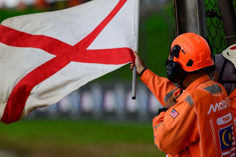 La pluie arrive pendant l'entraînement 