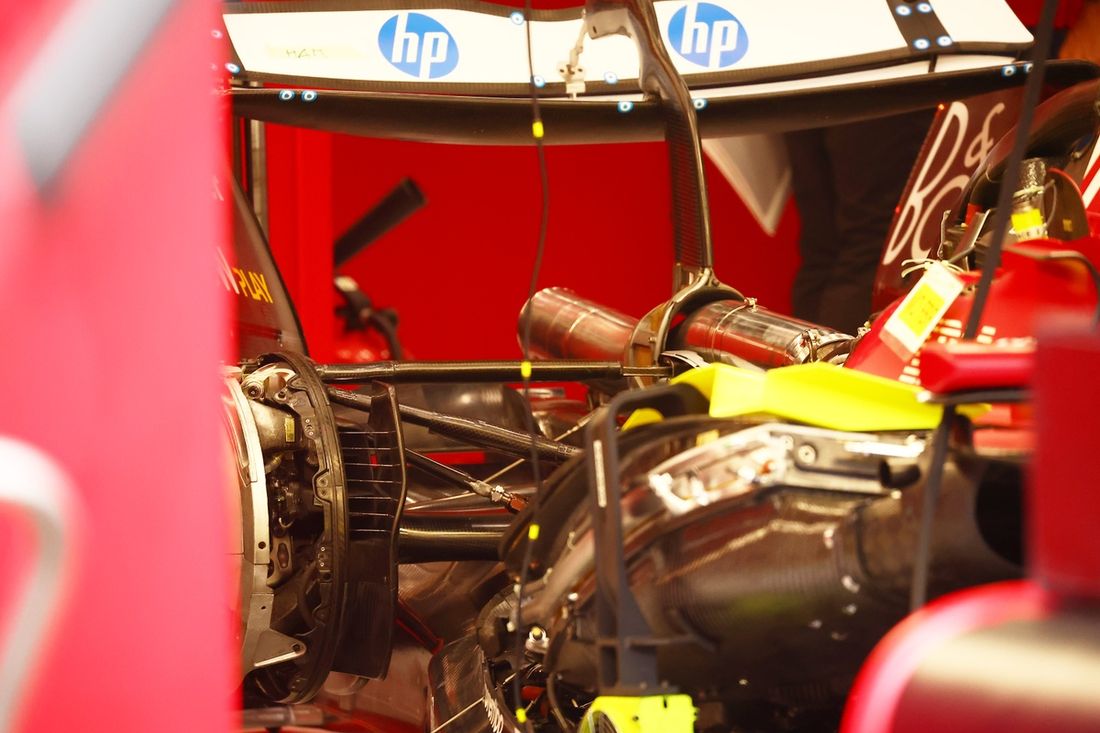 Ferrari SF-25, detalle de la suspensión trasera