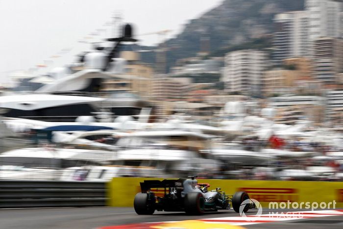 Lewis Hamilton, Mercedes AMG F1 W10