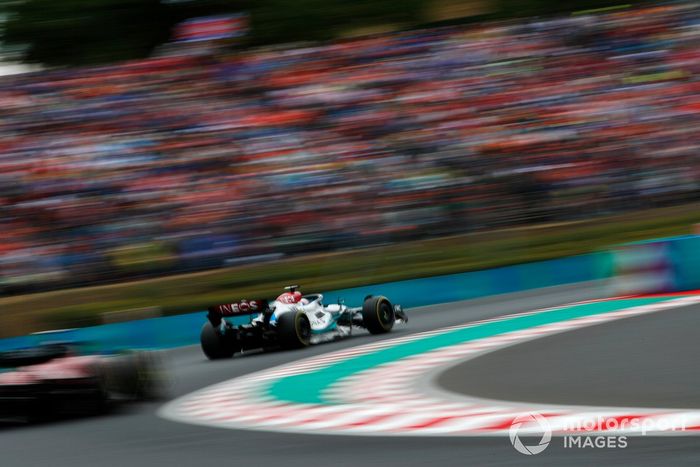 George Russell, Mercedes W13