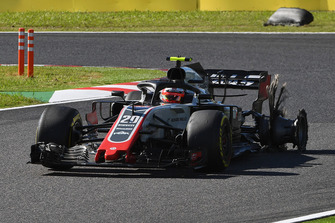 Kevin Magnussen, Haas F1 Team VF-18, victime d'une crevaison