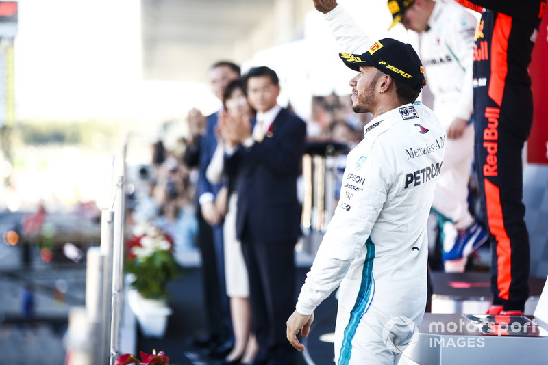 Podio: ganador de la carrera Lewis Hamilton, Mercedes AMG F1