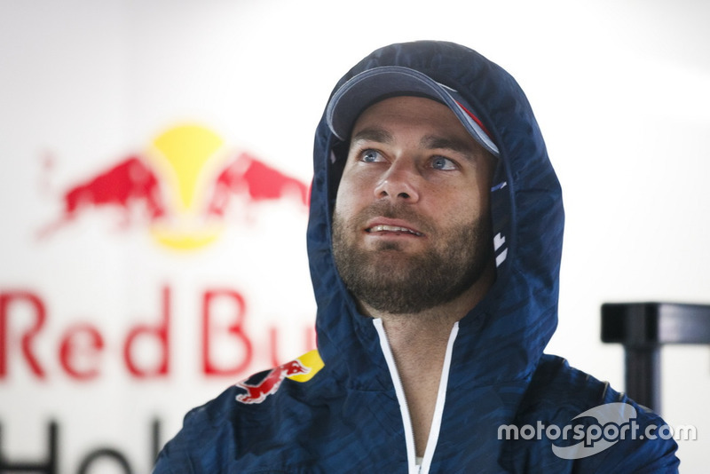 Shane van Gisbergen, Triple Eight Race Engineering Holden