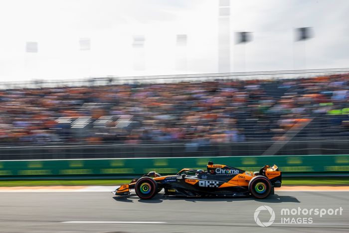 Oscar Piastri, McLaren MCL38 