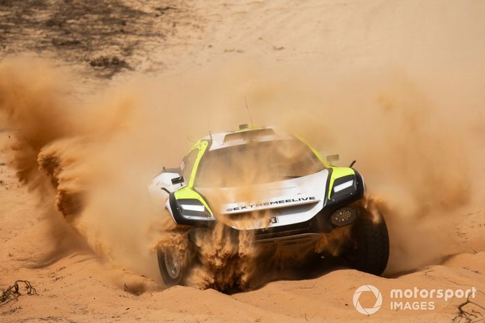 Mikaela Ahlin-Kottulinsky, Kevin Hansen, JBXE Extreme-E Team