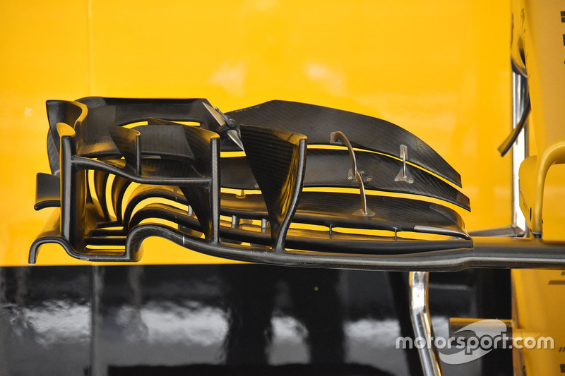 Renault Sport F1 Team RS17, l'ala anteriore