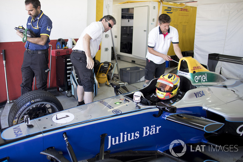 Rio Haryanto, drives the SPARK SRT_01E