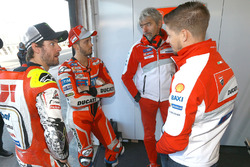 Cal Crutchlow, Team LCR Honda, Andrea Dovizioso, Ducati Team, Gigi Dall'Igna, Manager Général Ducati Team, Casey Stoner, Ducati Team