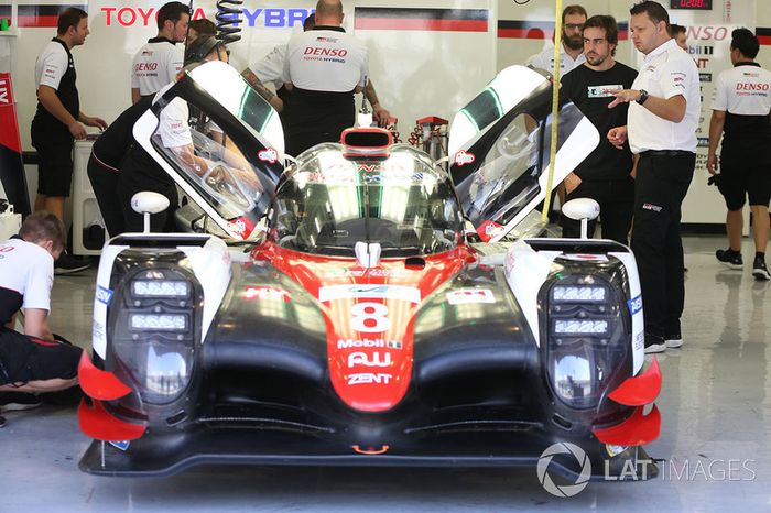 #8 Toyota Gazoo Racing Toyota TS050-Hybrid: Fernando Alonso