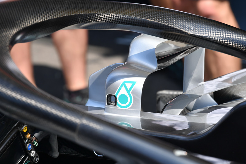 Mercedes-AMG F1 W09 mirror detail